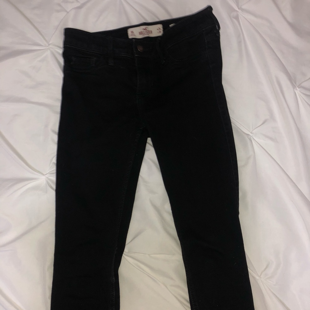 all black jeans